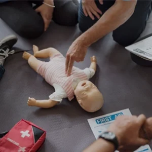 Erste Hilfe Kurs am Kind